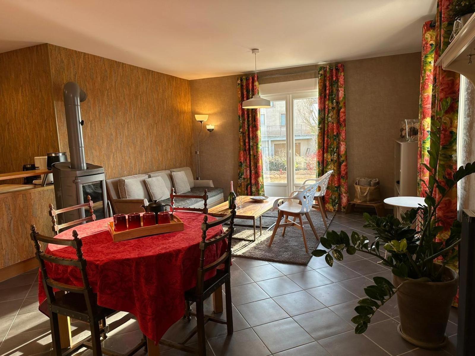 Le Charme Villa Cernay-les-Reims Exterior photo
